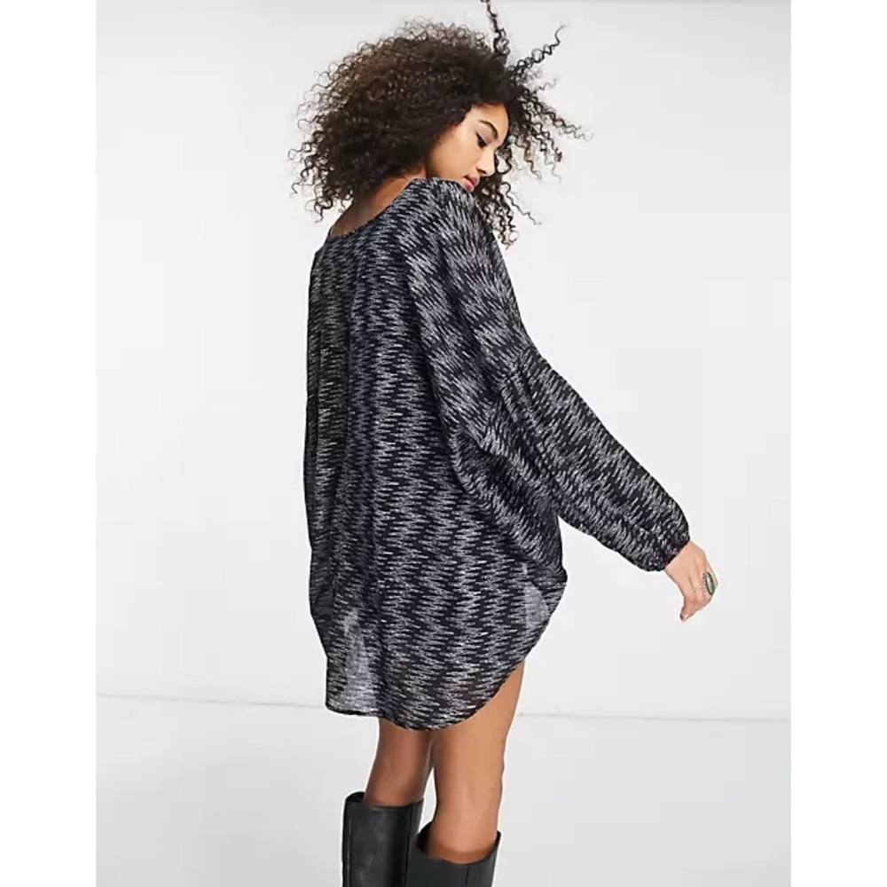 Free People Blooms For You Blouse Size XS Black Intimately Oversized Sleep Flowy - Picture 2 of 15